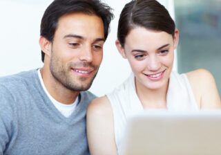 Wybór Idealnego Internetu dla Graczy: Klucz do Niezakłóconej Rozgrywki Online